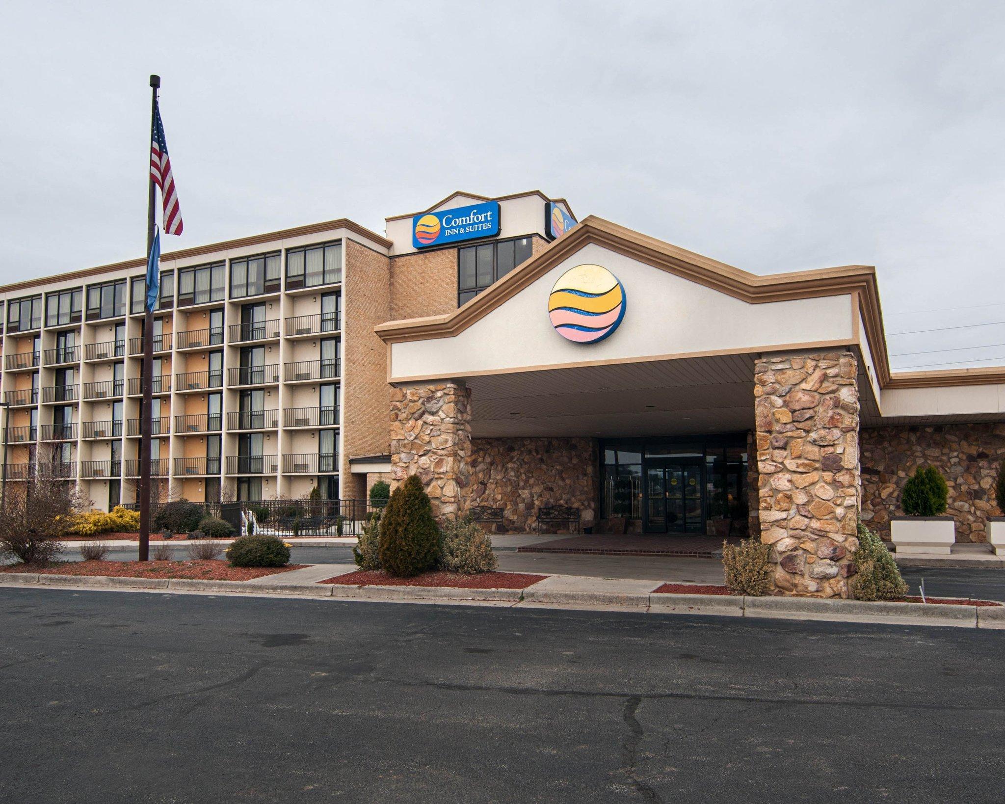 Comfort Inn & Suites Near Danville Mall Exterior foto