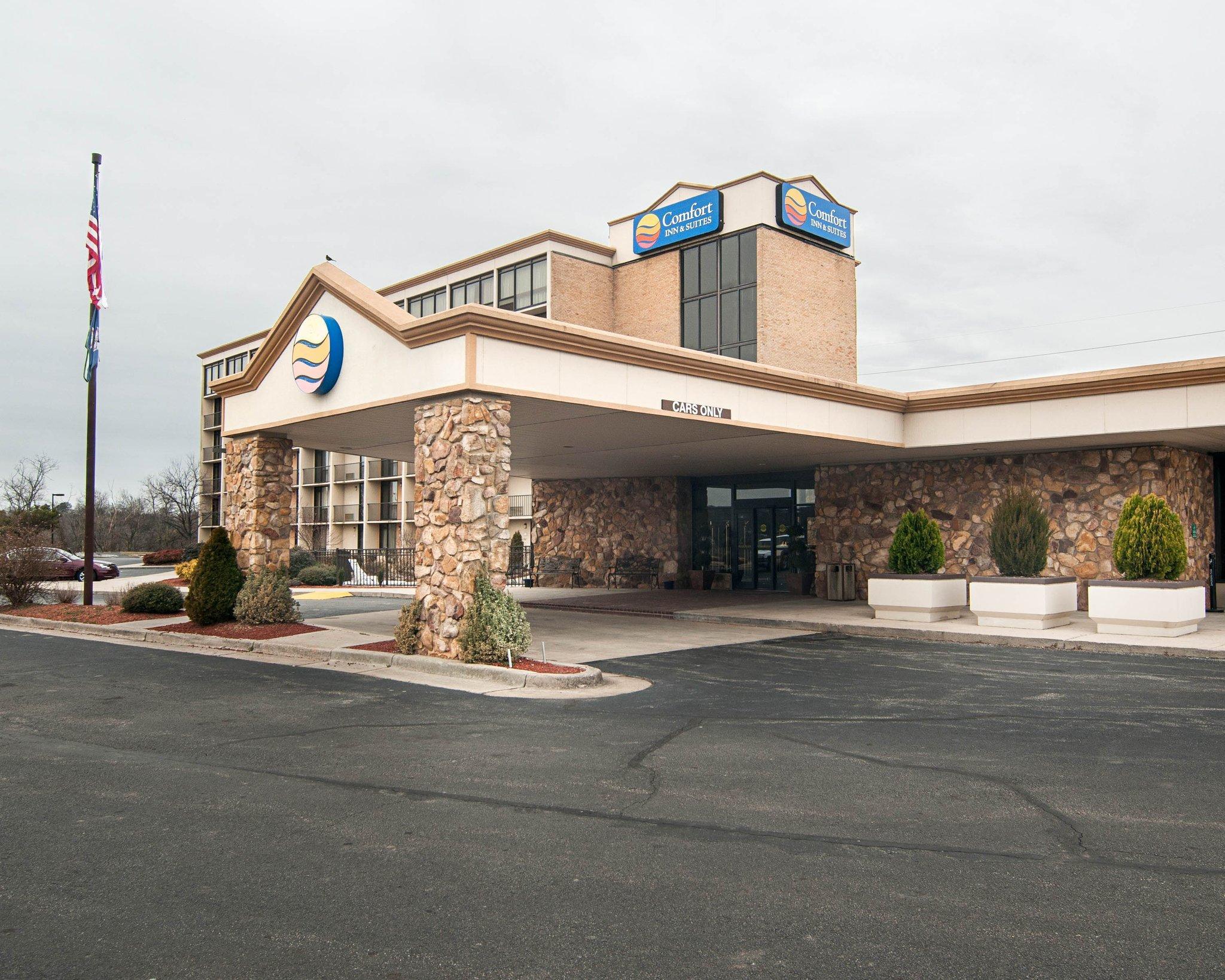 Comfort Inn & Suites Near Danville Mall Exterior foto